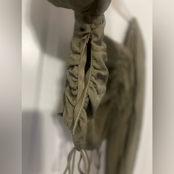 Hyfve Olive Green Balloon Sleeve Top | m - Picture 4 of 7